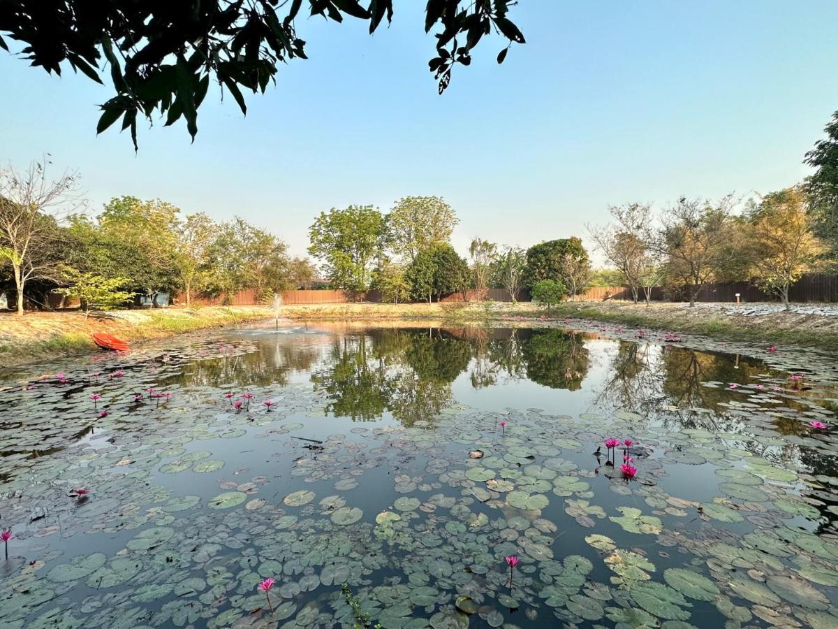 Kalae Resort Nakhon Sawan Exterior photo